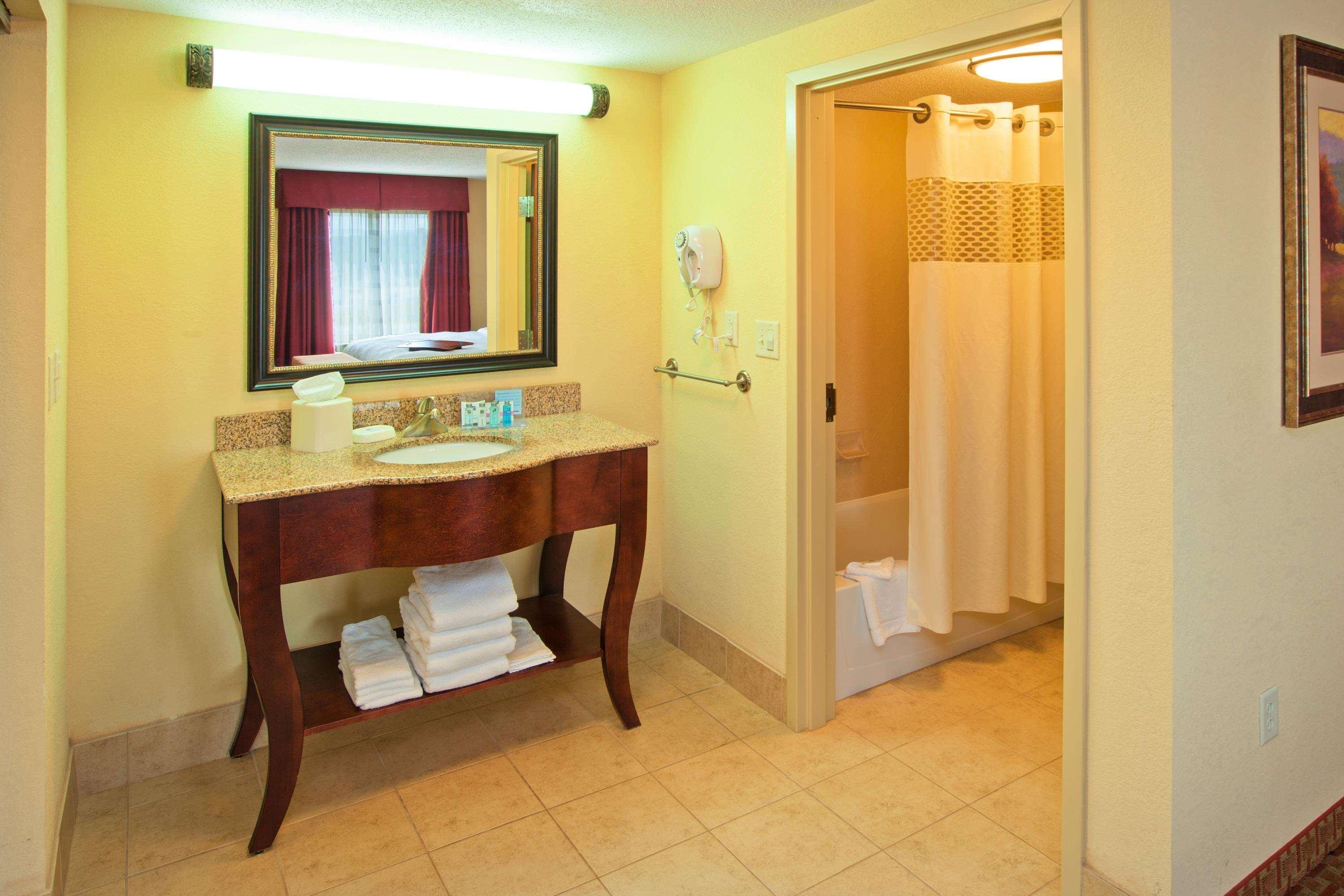 Hampton Inn Chattanooga-North Номер фото