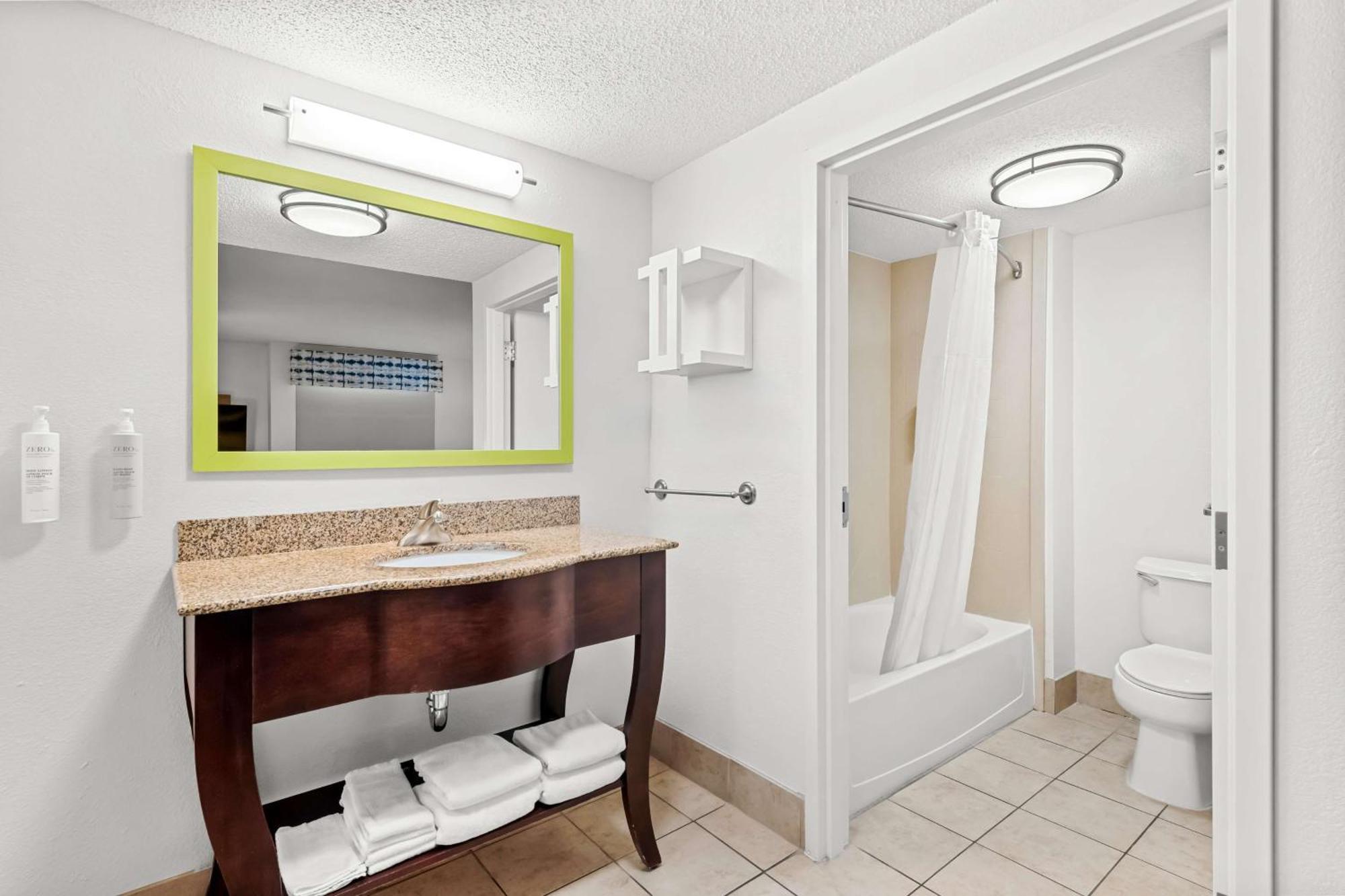 Hampton Inn Chattanooga-North Экстерьер фото